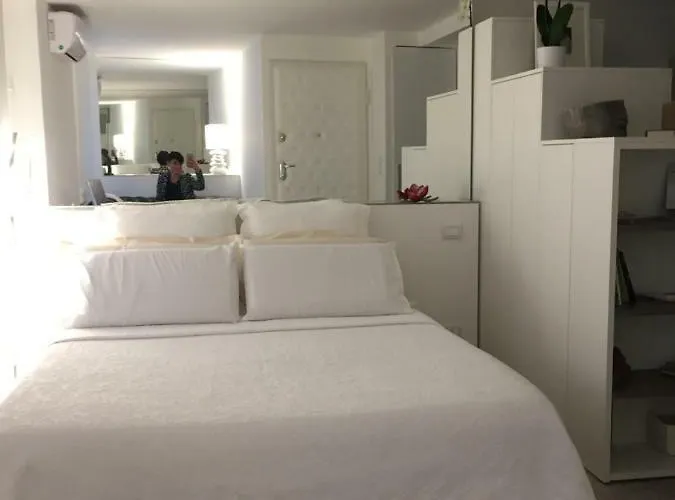 La Porta Bianca