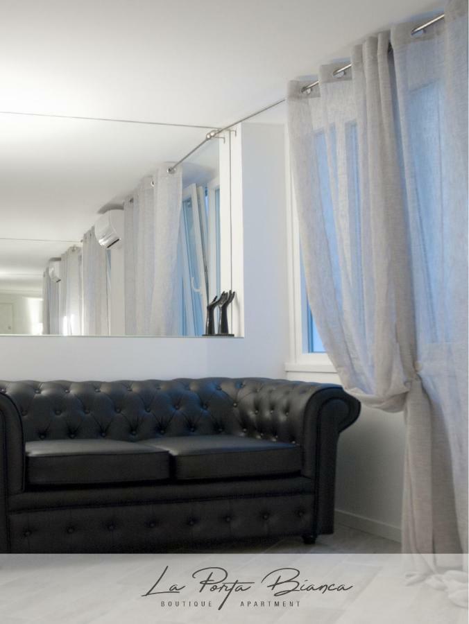 La Porta Bianca Apartment *